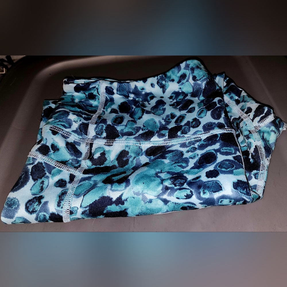 NWOT Exercise Leggings Sz XXL Blue Leopard Print